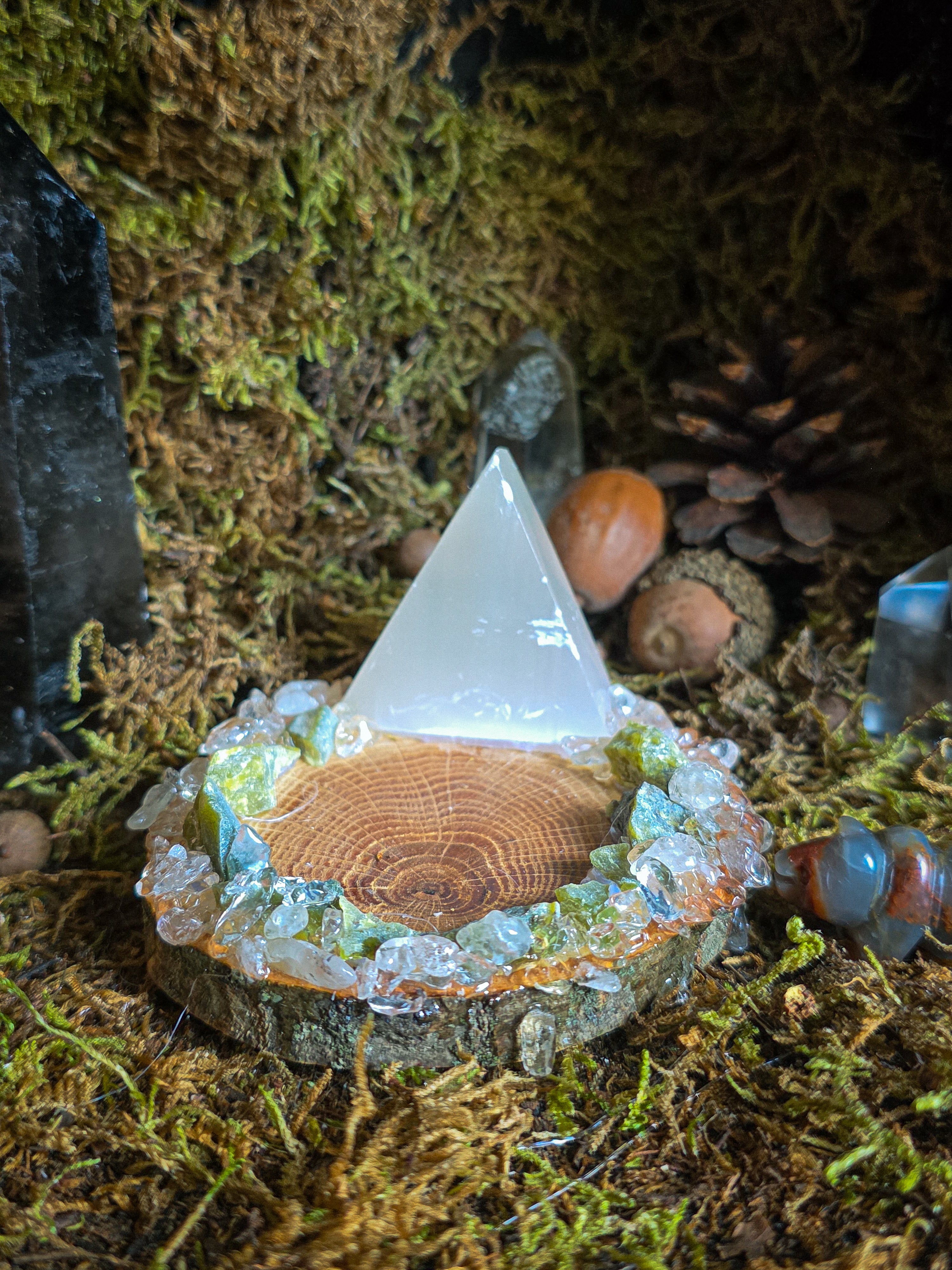 Selenite Pyramid/Raw Serpentine Tealight Holder